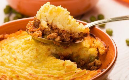 Vegetarian Shepherd’s Pie – Hearty, Comforting & Made With Love