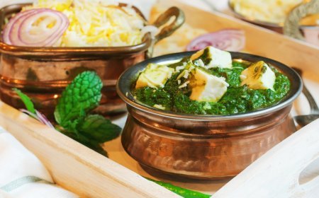 Authentic Saag Paneer Recipe – A Classic Indian Delight