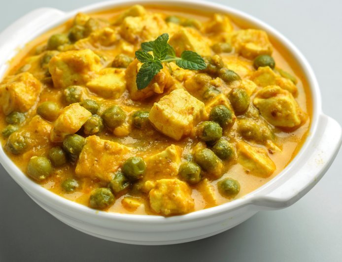 Matar Paneer – Creamy, Savory Peas and Paneer Curry