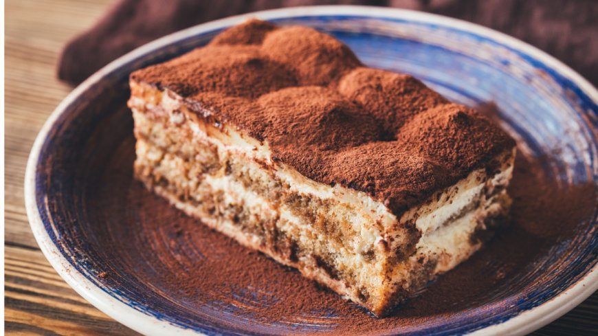 Tiramisu – Classic Italian Coffee-Layer Dessert