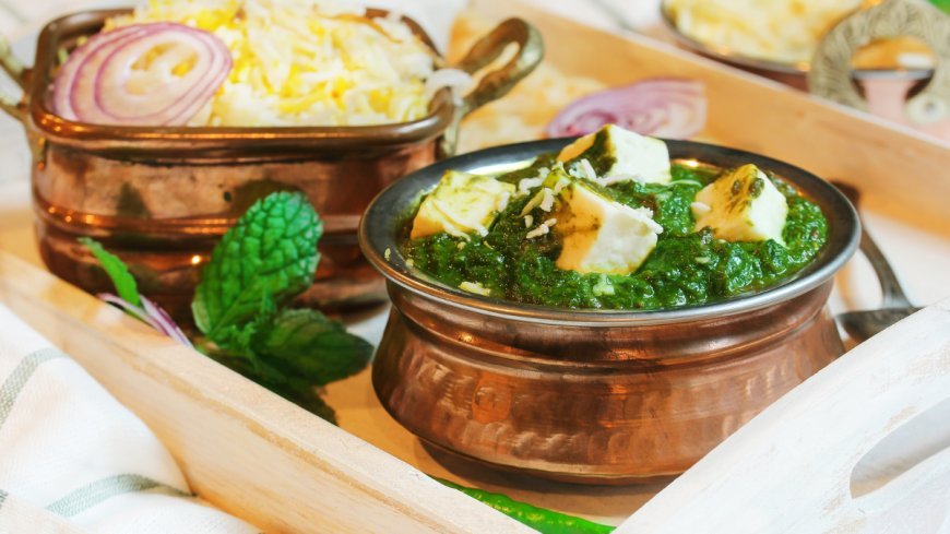 Authentic Saag Paneer Recipe – A Classic Indian Delight