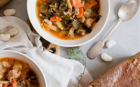 Ribollita (Tuscan Vegetable Soup)