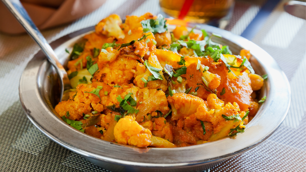 The Ultimate Aloo Gobi Recipe: A Flavorful Twist on a Classic Indian Delicacy!