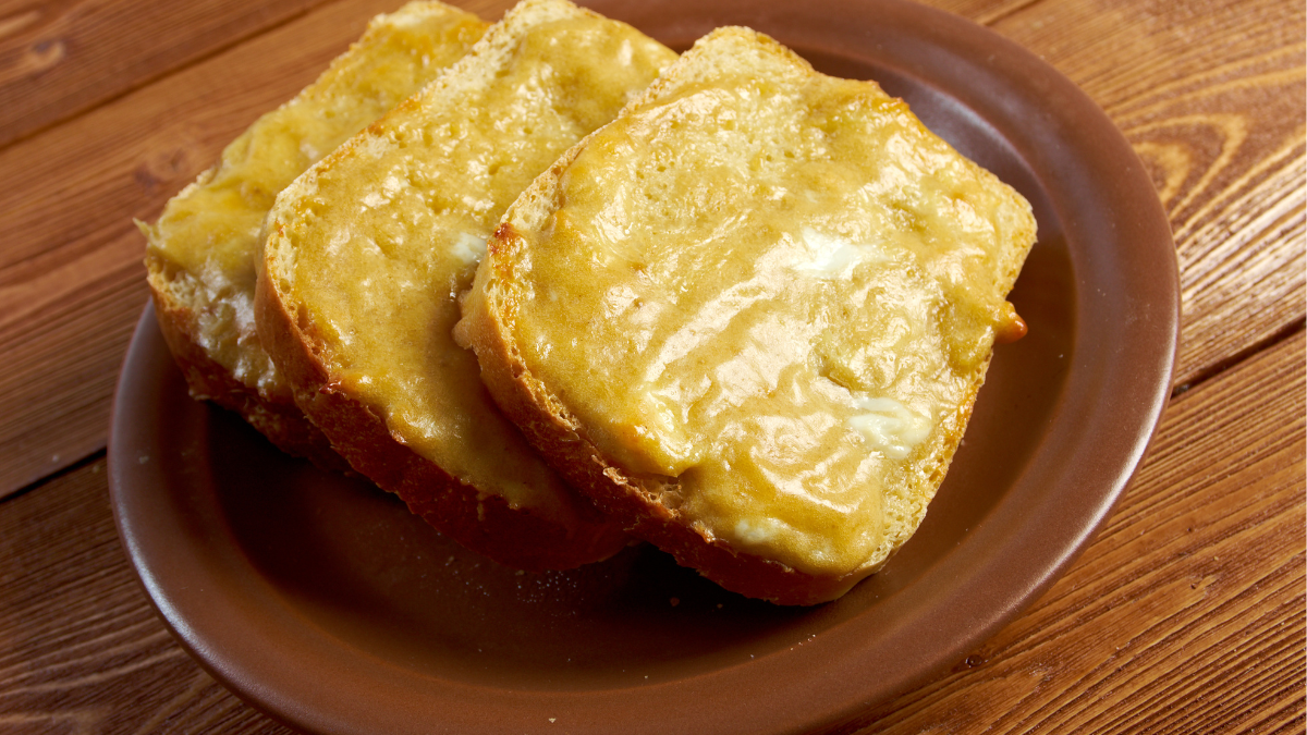 Crafting Love on a Plate: The Ultimate Welsh Rarebit Recipe